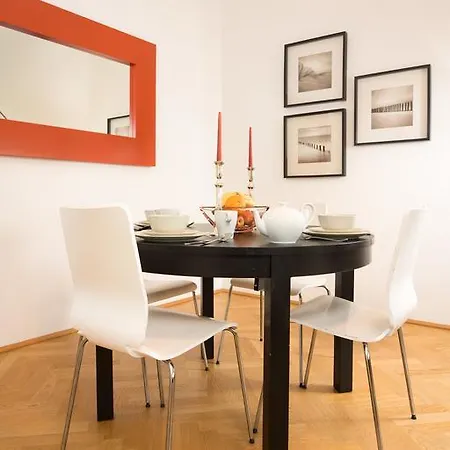 Central Vienna-Living Room photo