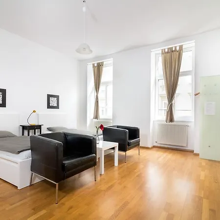 Central Vienna-Living Room photo