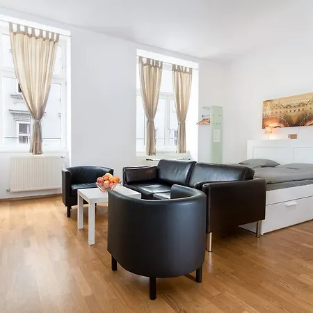 Central Vienna-Living Room photo