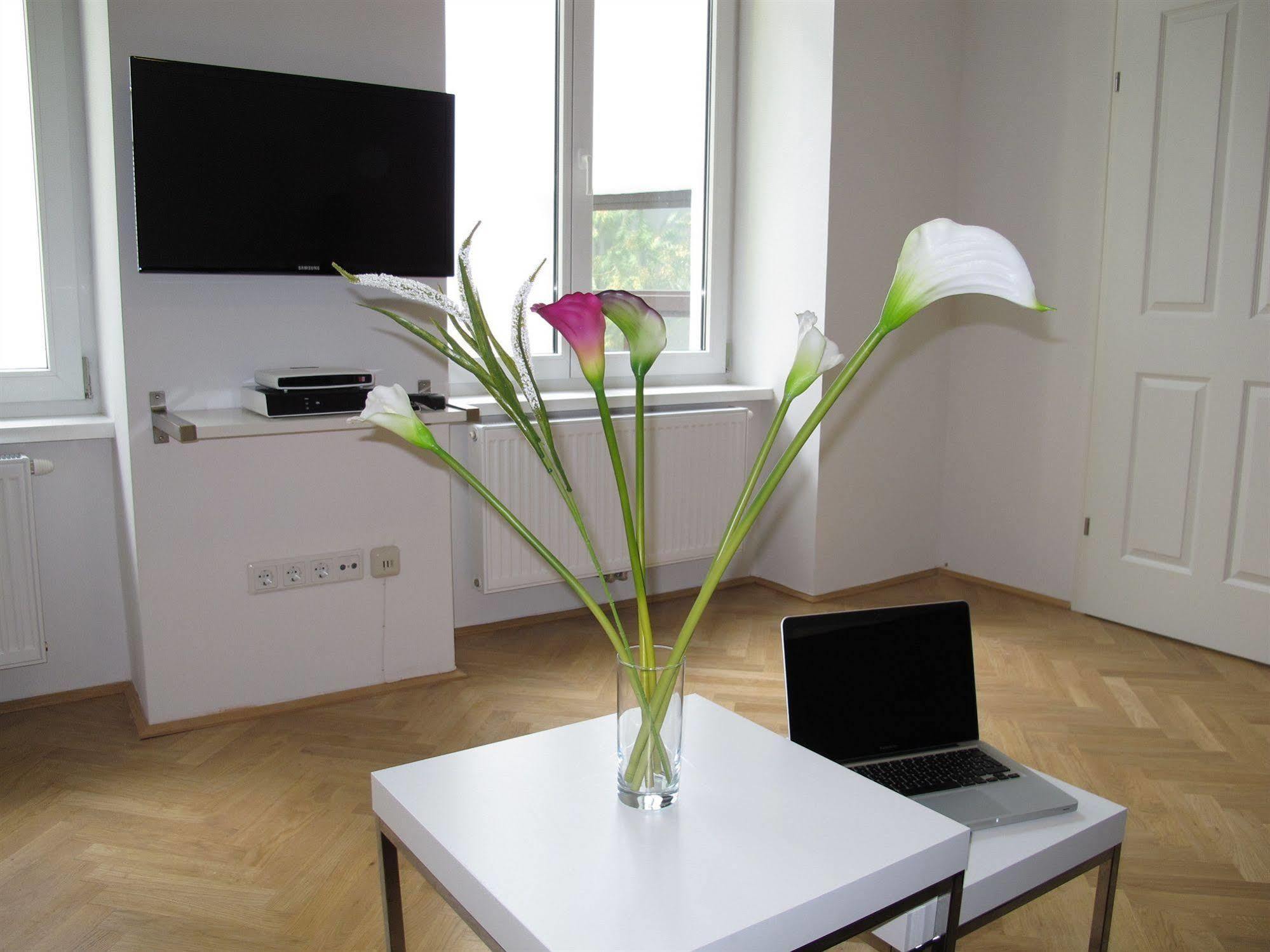 Vienna-living Apartament *