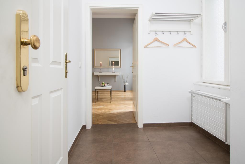 Vienna-living Apartment *