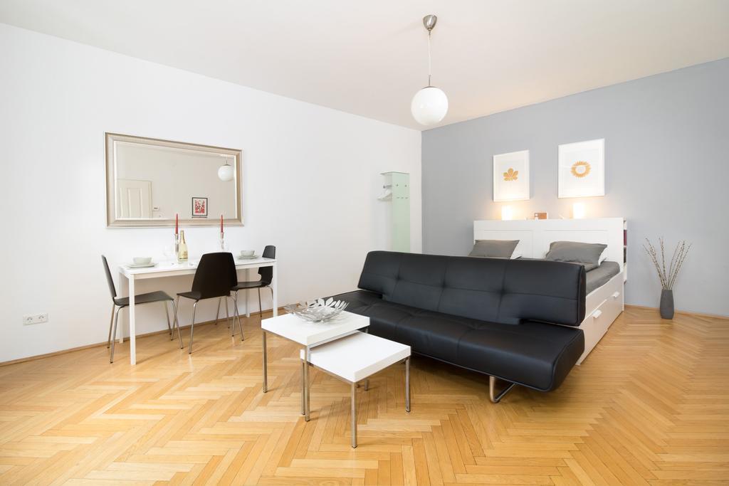 Vienna-living * Vienna
