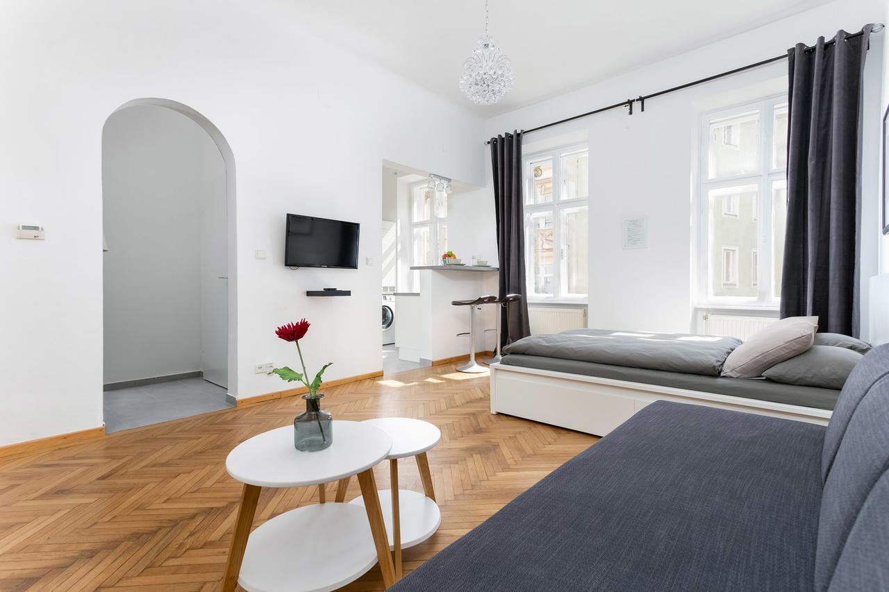 Vienna-living *