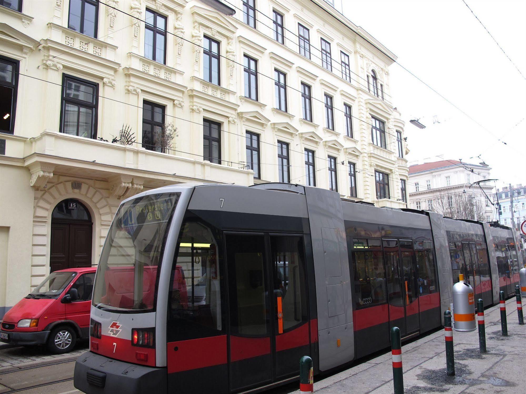 Vienna-living *