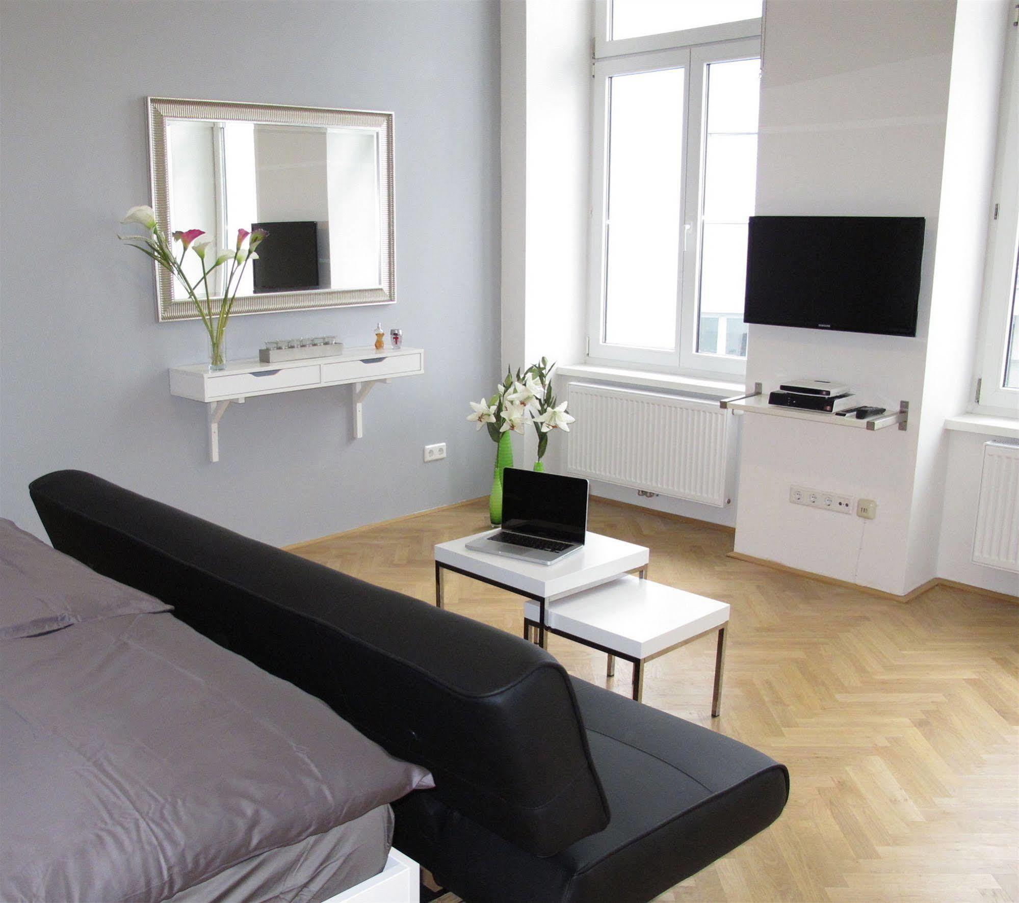 Vienna-living